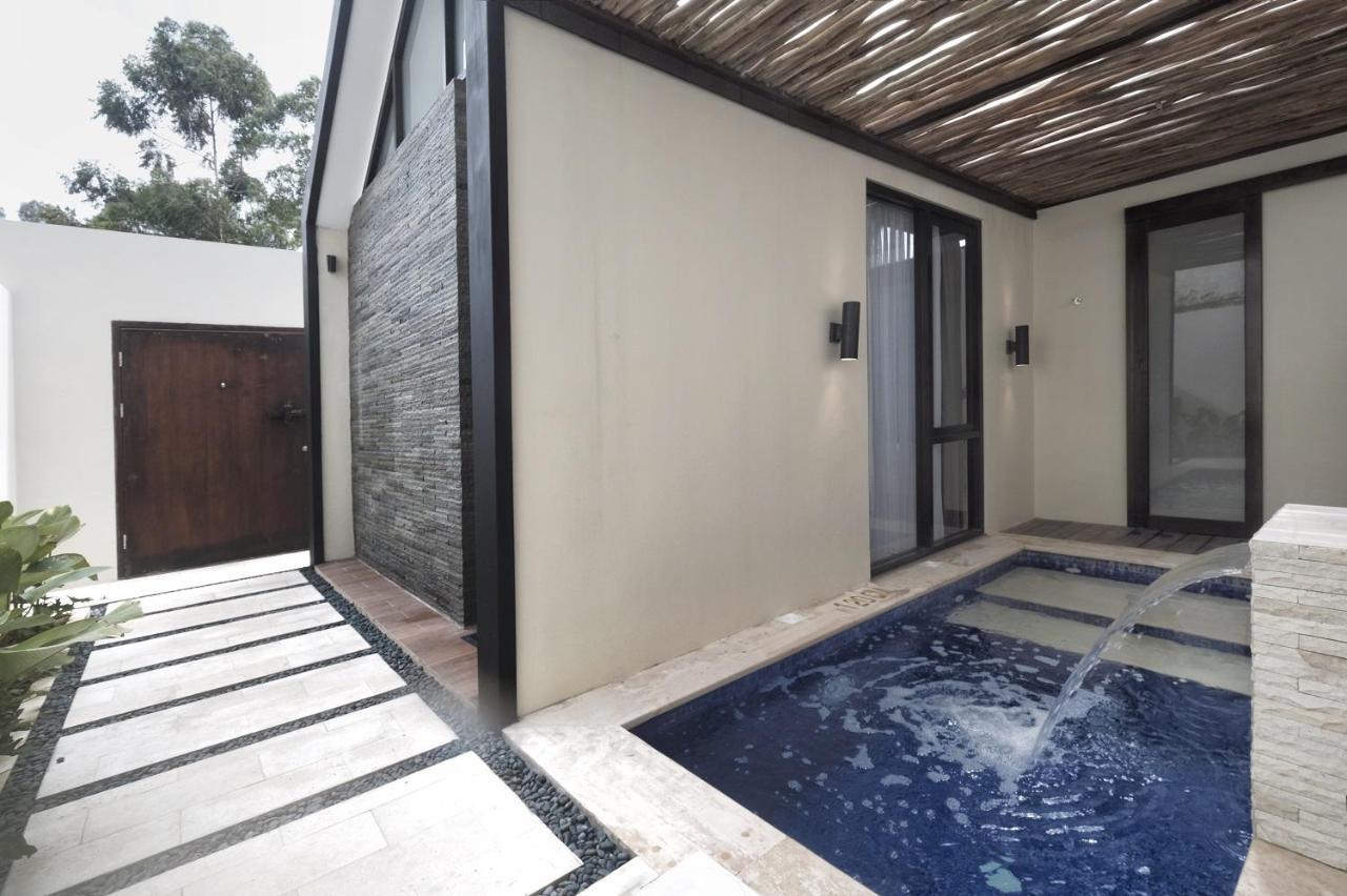 Sunsetfalls Gardens And Resort Magelang Buitenkant foto